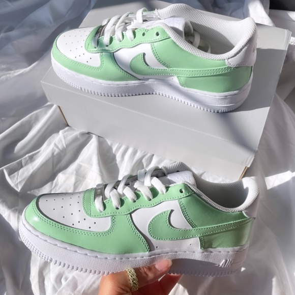 Nike Air Force 1 Spruce Aura Custom - Picture 2 of 12